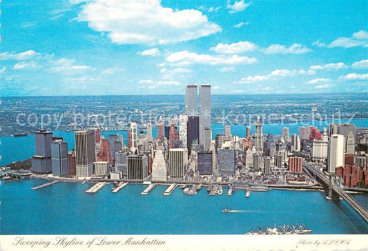 73710953 Manhattan Isle of New York Fliegeraufnahme mit Twin Towers