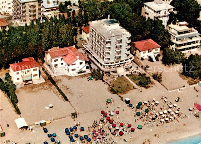 73792990 Lido di Jesolo Photographie aérienne de la plage