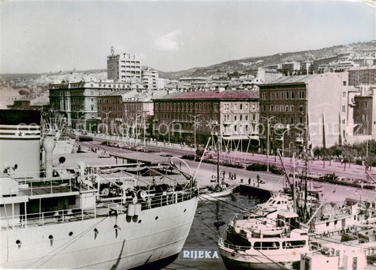 73804225 Rijeka Fiume Croatia Hafenpartie