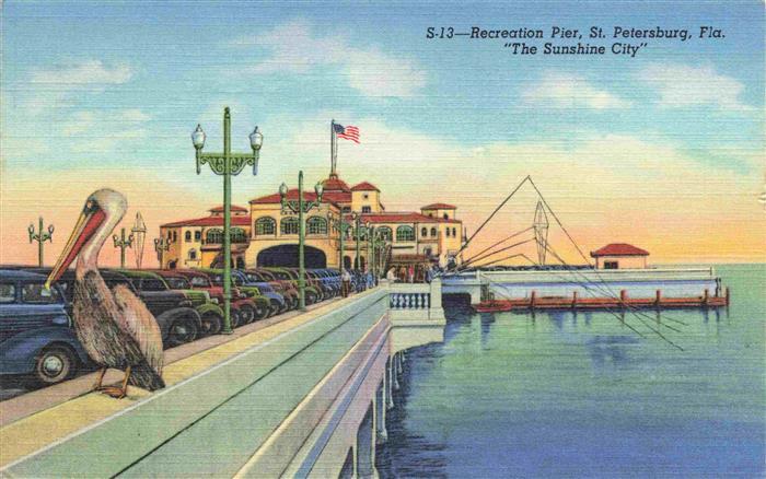 73976443 St Petersburg Florida USA Recreation Pier of the "Sunshine City"