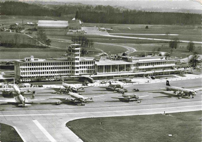 74004185 Flughafen Airport Aeroporto Zuerich Kloten