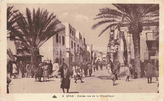 74015399 Sfax Tunesie Entree rue de la Republique