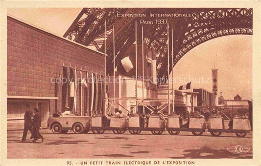 74010948 Exposition Internationale Paris 1937 Un Petit Train Electrique de L Exp