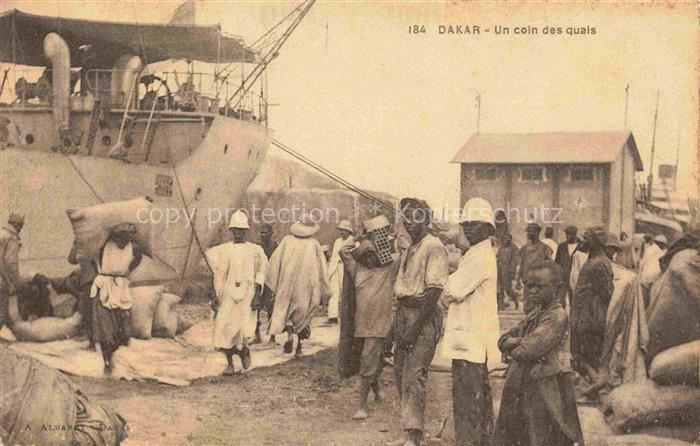 74021465 DAKAR Senegal Une coin des quais