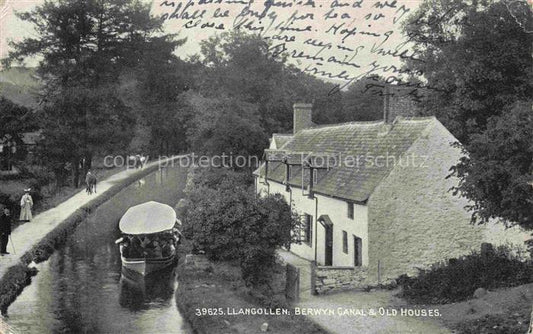 74028976 Llangollen Wales UK Berwyn Canal and Old Houses