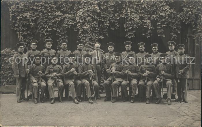 12407435 Militaria Deutschland Gruppenfoto