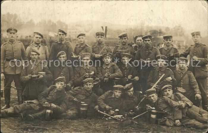 32502018 Neuhammer Queis Feldkueche Soldatenleben Gruppenbild Militaria WK1