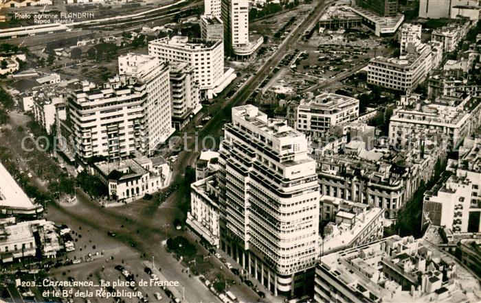 13659078 Casablanca La place de France et le Boulevard de la Republique Vue aeri