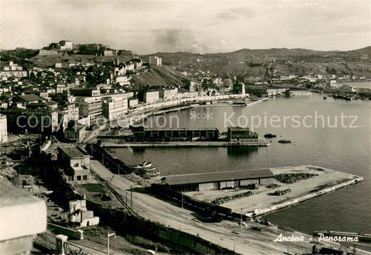 13699708 Photo aérienne d'Ancône Marches