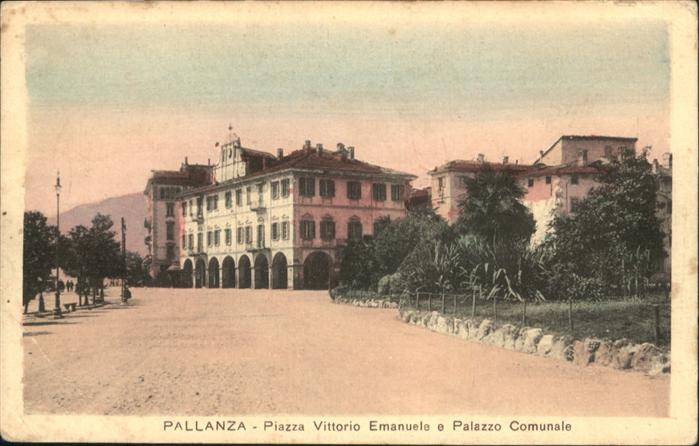 11020492 Pallanza Piazza Vittorio Emanuele and Palazzo Comunale