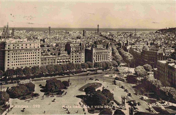 73992994 BARCELONA Cataluna ES Plaza Cataluna y vista de la ciudad