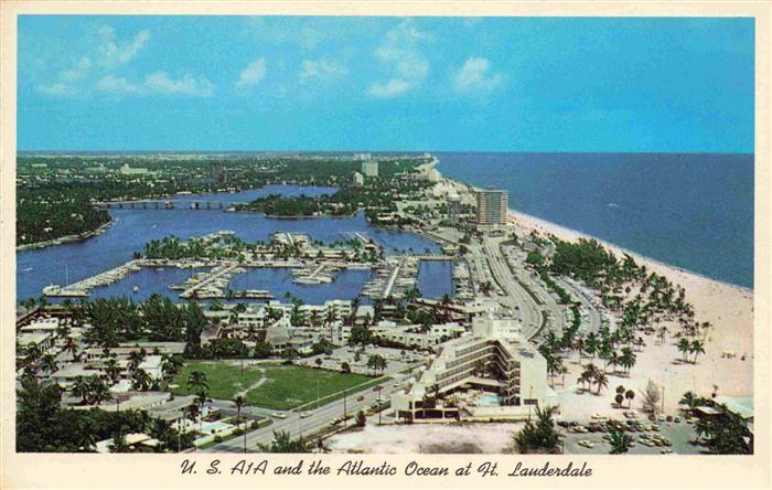 73993034 Fort Lauderdale Florida USA Panorama U.S. Road A1A and the Atlantic Oce