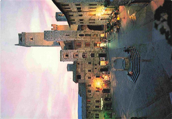 73993550 San Gimignano Toscana IT Piazza della Cisterna Notturno