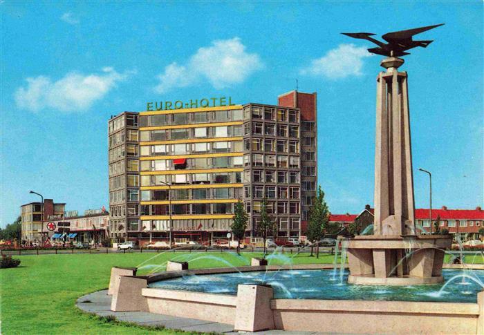 73998395 LEEUWARDEN Friesland NL Europaplein met Euro Hotel