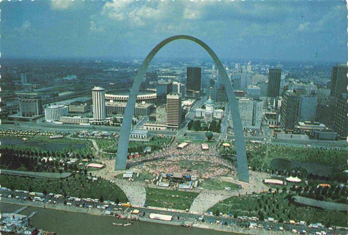 73998818 Saint Louis Missouri USA Gateway Arch Fliegeraufnahme