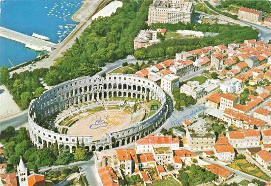 74000570 Pula Pola Croatia Fliegeraufnahme mit Arena