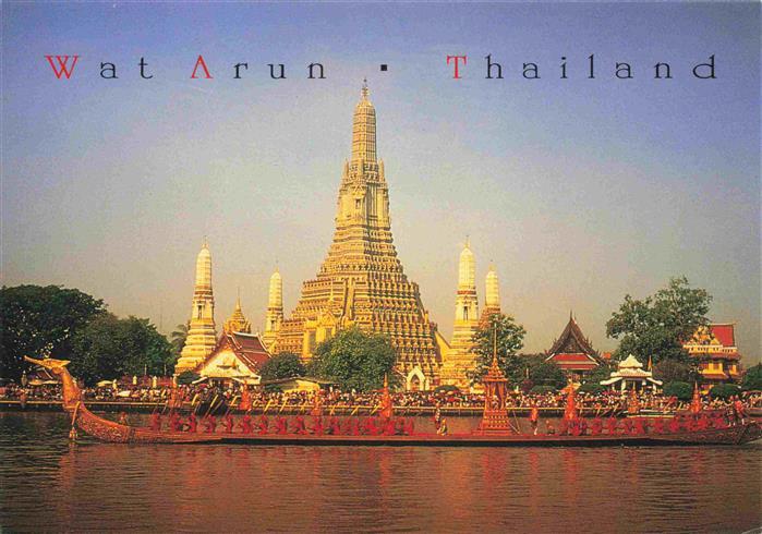 74000919 Wat Arun Thailand The Royal Barge Procession for the Royal Kathin Cerem