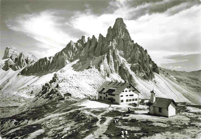 74002593 Tre Cime di Lavaredo 3003m Drei Zinnen IT Rifugio Locatelli Panorama