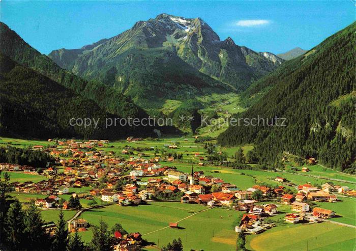 74004626 Mayrhofen  Zillertal Tirol AT Fliegeraufnahme mit Gruenberg