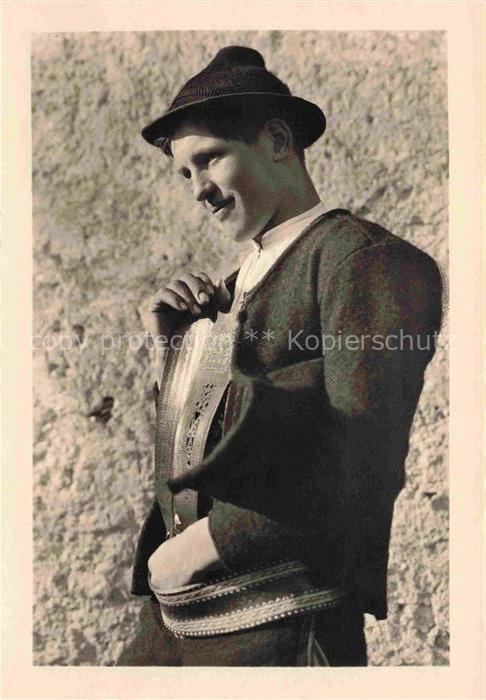 74005052 Sarntal Valle di Sarentino Suedtirol IT Young man in traditional costume