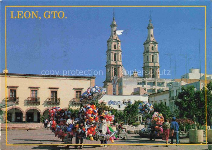 74005979 Leon Guanajuato Mexico Las Torres de la Catedral vistas desde la Plaza