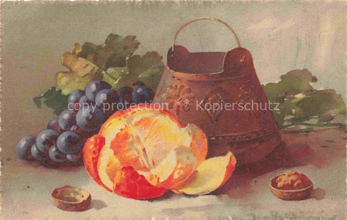 74011823 Obst Fruit Frutta Fruta-- Stielleben Weintrauben Mandarine Wahlnuss