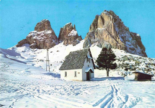 74012371 Passo Sella 2240m Selva Val Gardena IT Il Sassolungo Dolomiti Chiesa La