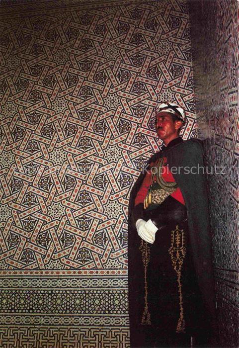 74012442 RABAT  Maroc Garde de l'Interieur du Mausolee de Sa Maeste Mohammed V