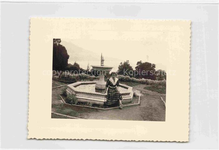 74013237 Liwadija Yalta Krim Jardin de la Maison de la Conférence Fontaine