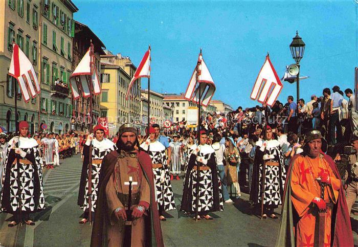 74015123 PISA Toscana IT Corteo in costume per la Regata Storica Wettrudern in h