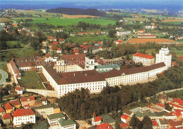 74017706 Kremsmuenster Oberoesterreich AT Benediktinerstift