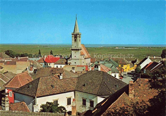 74018216 Rust Neusiedlersee Burgenland AT Blick ueber die Stadt zum Neusiedlerse