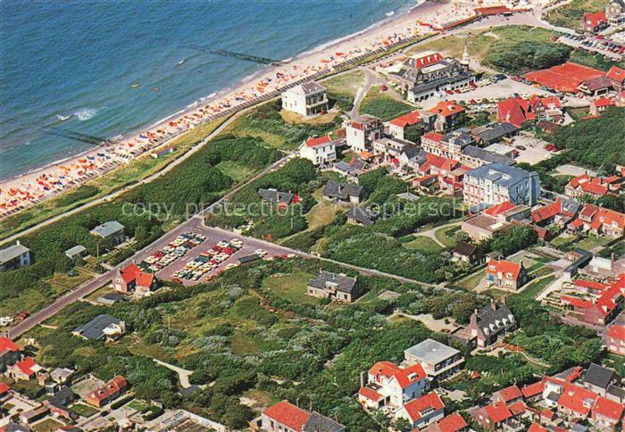 74018254 Domburg Zeeland NL Zeebad luchtopname