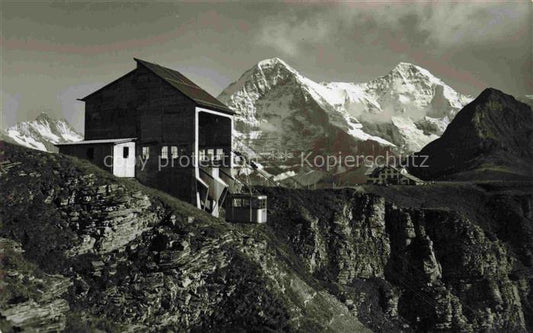 74019963 Seilbahn Cable-Car Telepherique Station Maennlichen Eiger Moench