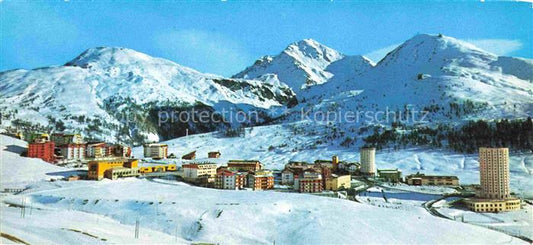 74024442 Sestriere Sestrieres IT Panorama Wintersportplatz Alpen