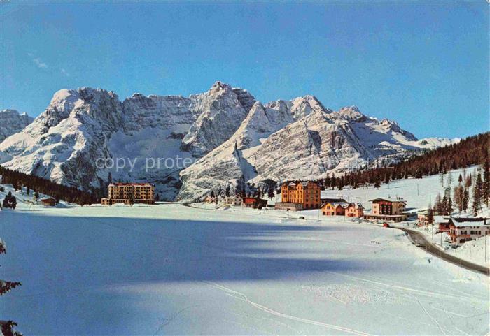 74026547 Misurina Veneto IT Winterpanorama Monte Sorapis