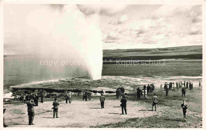 74027706 Reykjavík Iceland The great geysir