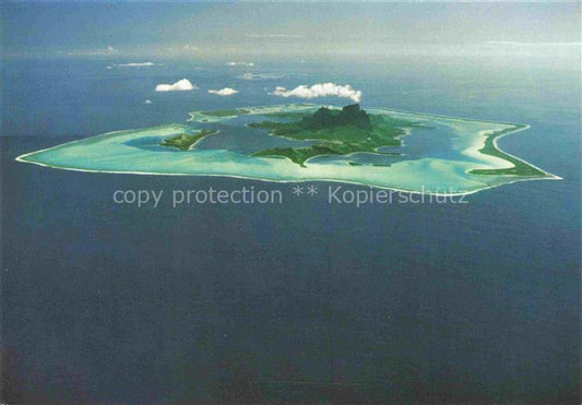 74031575 Bora Bora Vue aérienne de la plus belle île du monde