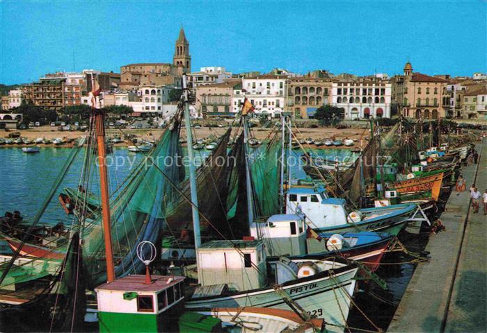 74032465 Palamos Calonge Costa Brava ES Puerto Hafen Fischkutter