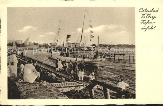 11702559 Kolberg Ostseebad Kolobrzeg Hafeneinfahrt Dampfer Bahnpost