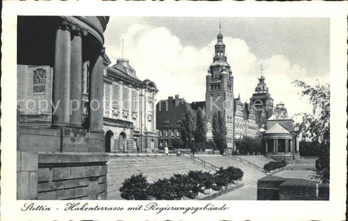 11738028 Stettin Szczecin Poméranie Terrasse en crochet avec bâtiment gouvernemental