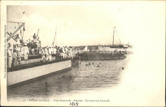 11738064 Diego Suarez Fete Nationale Regates Courses aux Canards