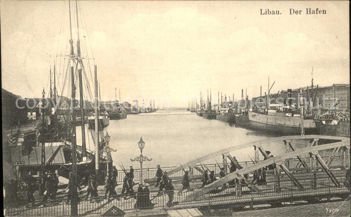 11674200 Libau Liepaja navires du port pont navire courrier