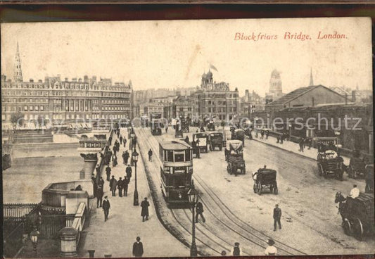 11674532 Londres Blackfriars Bridge bus à impériale