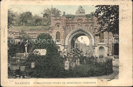 11761317 Naarden Utrechtsche Poort et monument Comenius