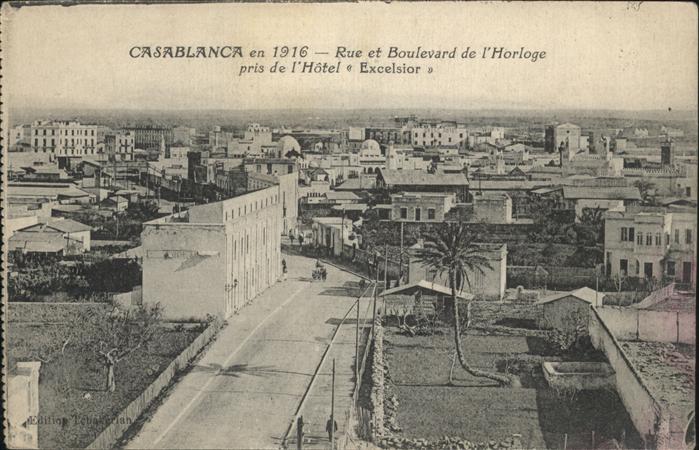 11389279 Casablanca Rue et Boulevard de l Horloge pris de l'Hotel Excelsior