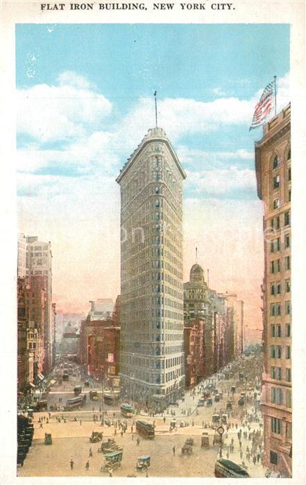 73588832 New York City Flat Iron Building Illustration