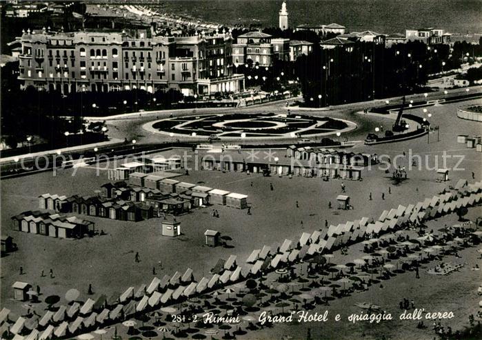 73592973 Rimini Grand-Hotel e spiaggia Fliegeraufnahme