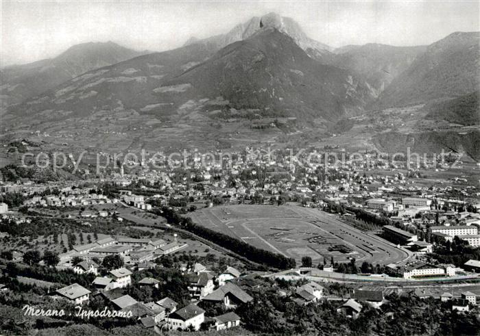 73592992 Merano Suedtirol Fliegeraufnahme Rennplatz