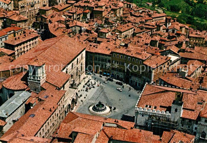 73596373 Perugia Fliegeraufnahme Cattedrale e Fontana Maggiore